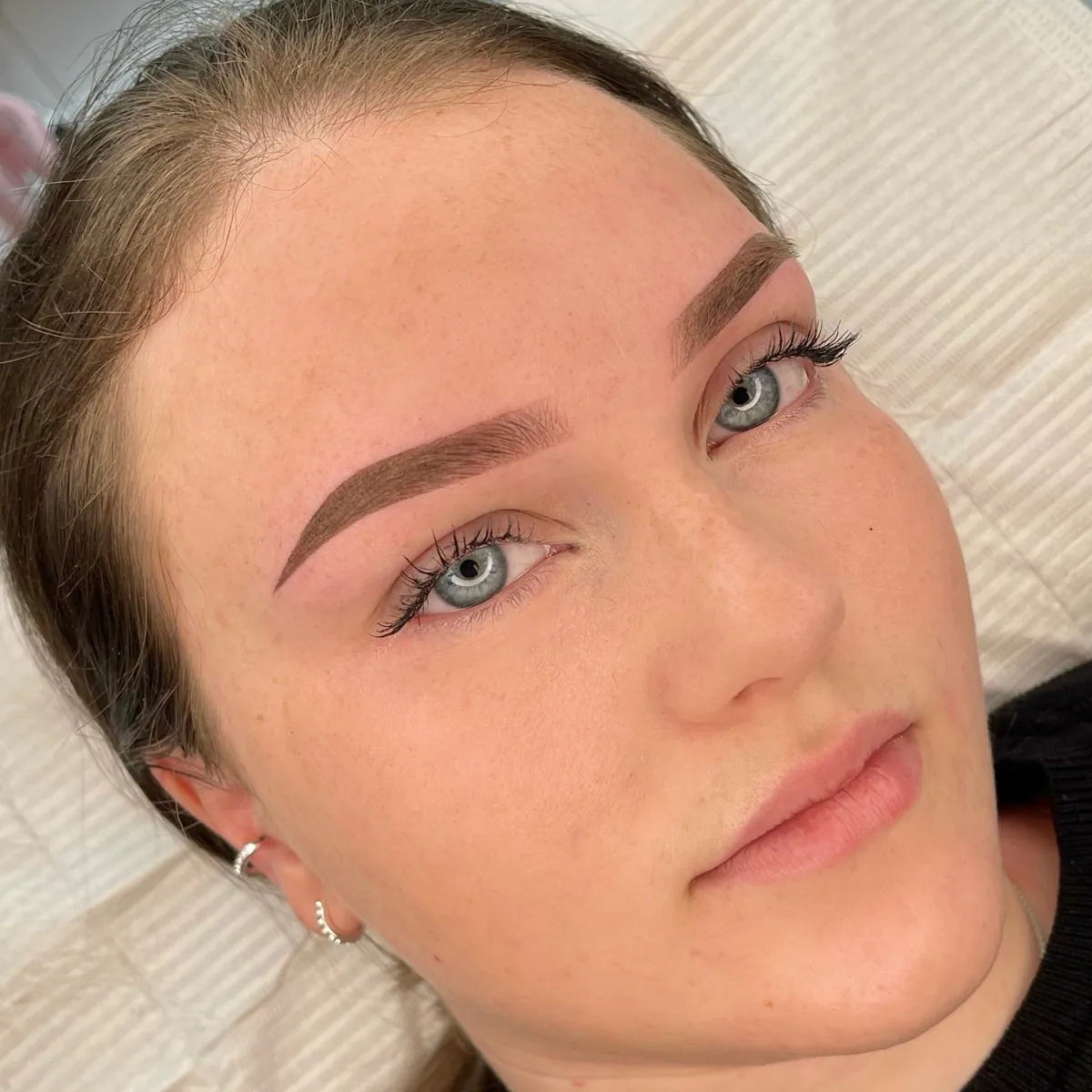 Ombre / Powder Brows – nachher